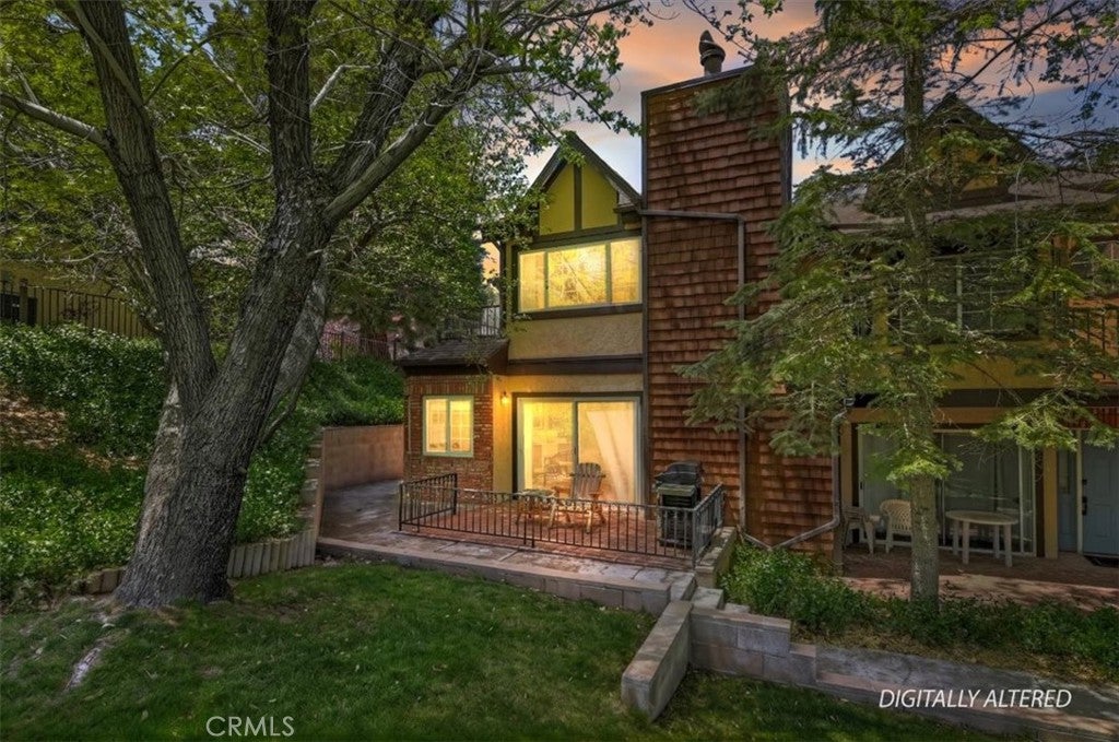 1377 Club View Drive 7