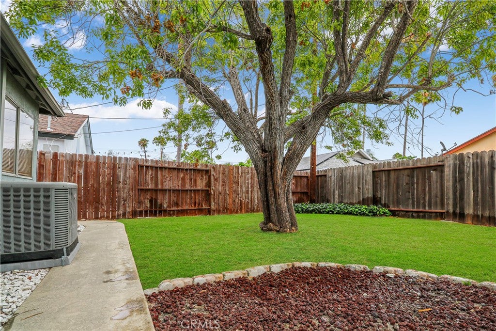 3120 Pierce Avenue, Costa Mesa CA 92626 - Photo 7