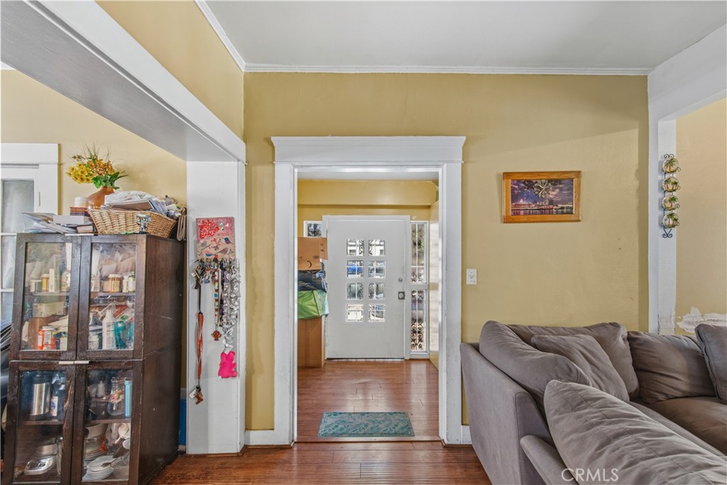1244 W Martin Luther King Jr