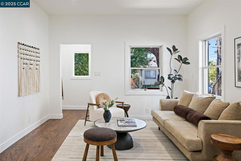SAN PABLO PARK - Residential