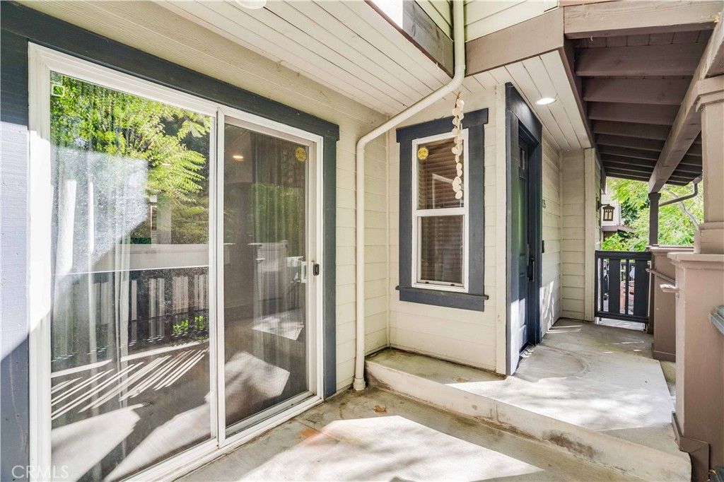 Photo of 6300 Honolulu Ave #205, La Crescenta, CA 91214 (MLS # PF25250108)