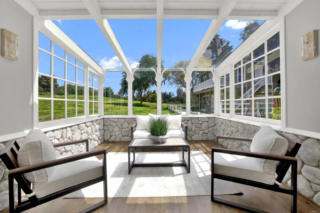 1045 Big Oak Ranch Road