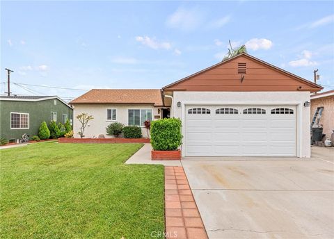 5709 Carfax Avenue Lakewood CA 90713
