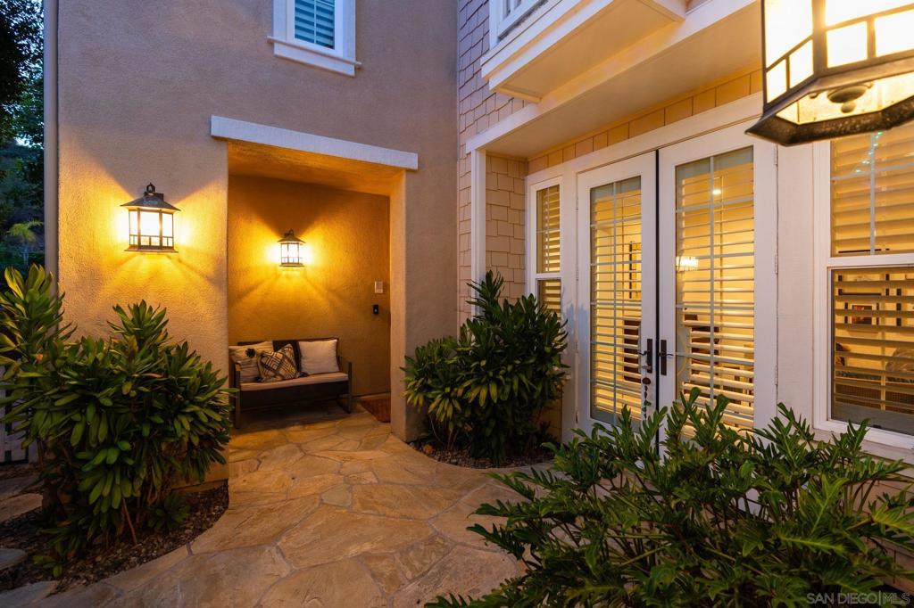 La Costa - Residential
