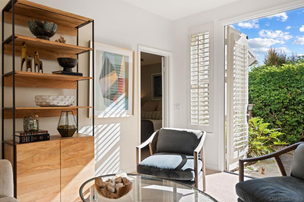 La Costa - Residential