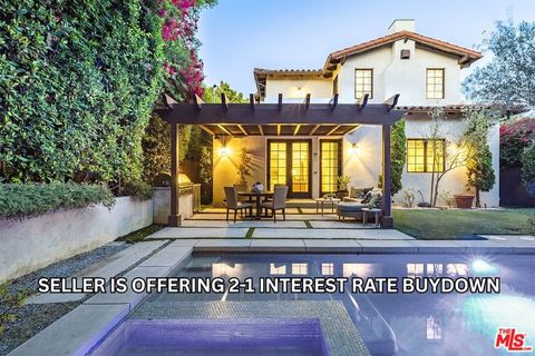 Photo of 735 N Stanley Avenue, Los Angeles, CA 90046 (MLS # 25593905) Photo of 735 N Stanley Avenue, Los Angeles, CA 90046 (MLS # 25593905)