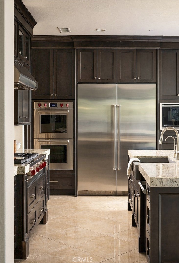 106 Heather Mist, Irvine CA 92618 - Photo 10