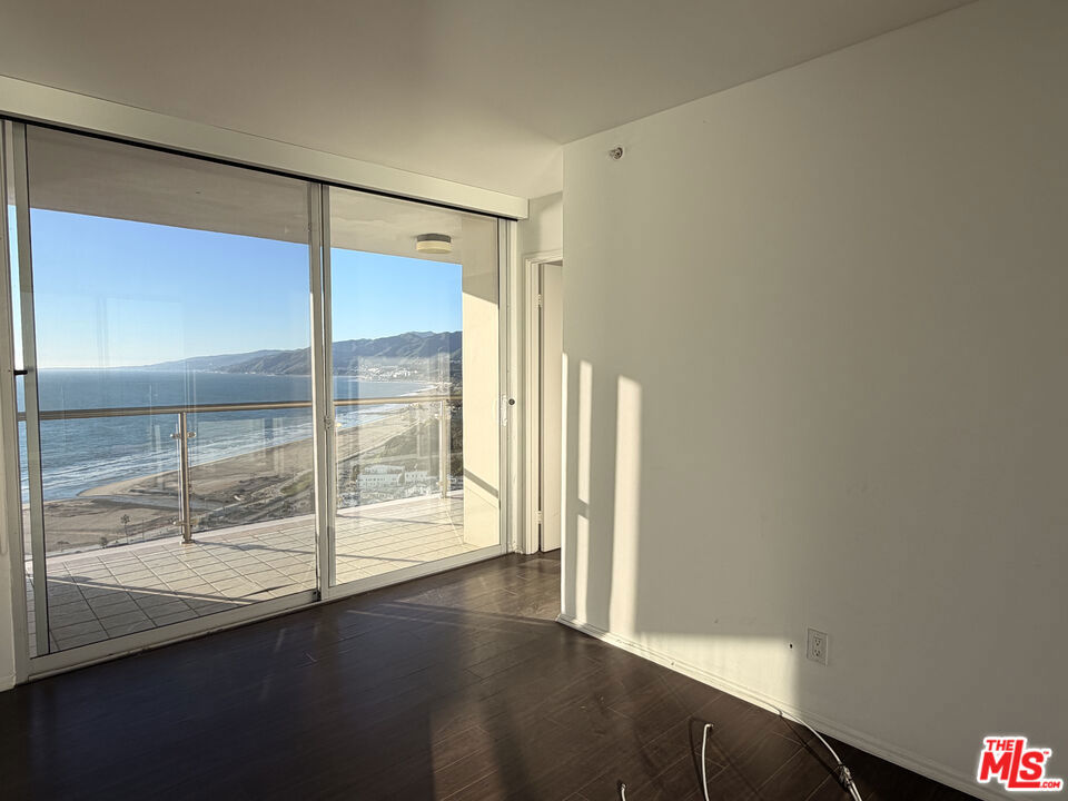 201 Ocean Avenue 1707P