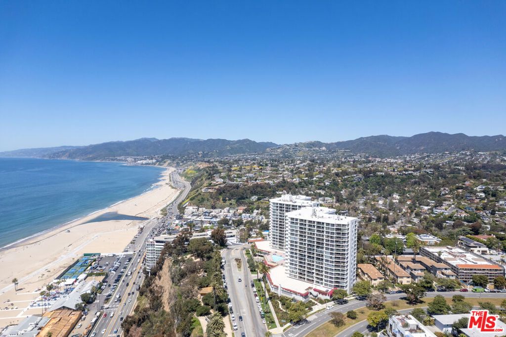 Photo of 201 Ocean Avenue #1707P, Santa Monica, CA 90402 (MLS # 25631949)