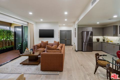 Photo of 118 N Orlando Avenue #201, Los Angeles, CA 90048 (MLS # 26669649)