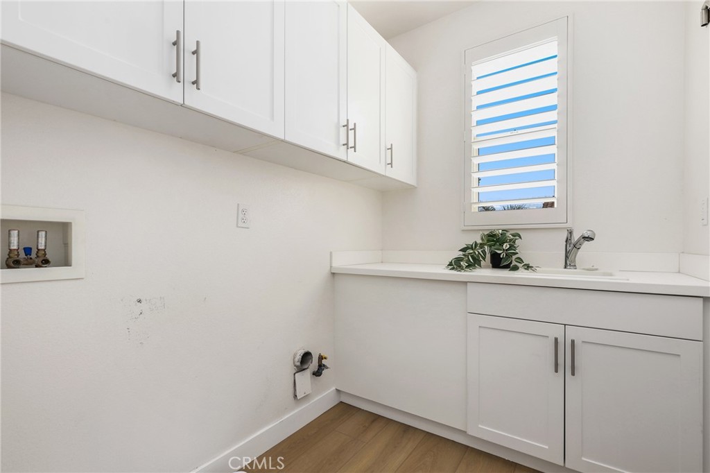 KNOLLS (BKKNLS) - Residential