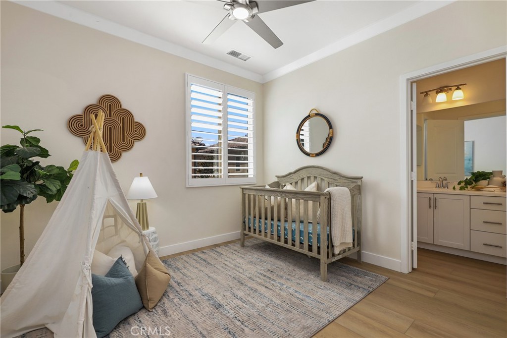 KNOLLS (BKKNLS) - Residential