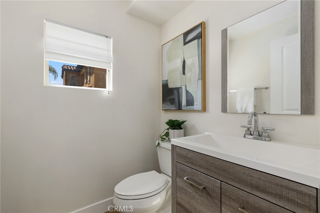 KNOLLS (BKKNLS) - Residential