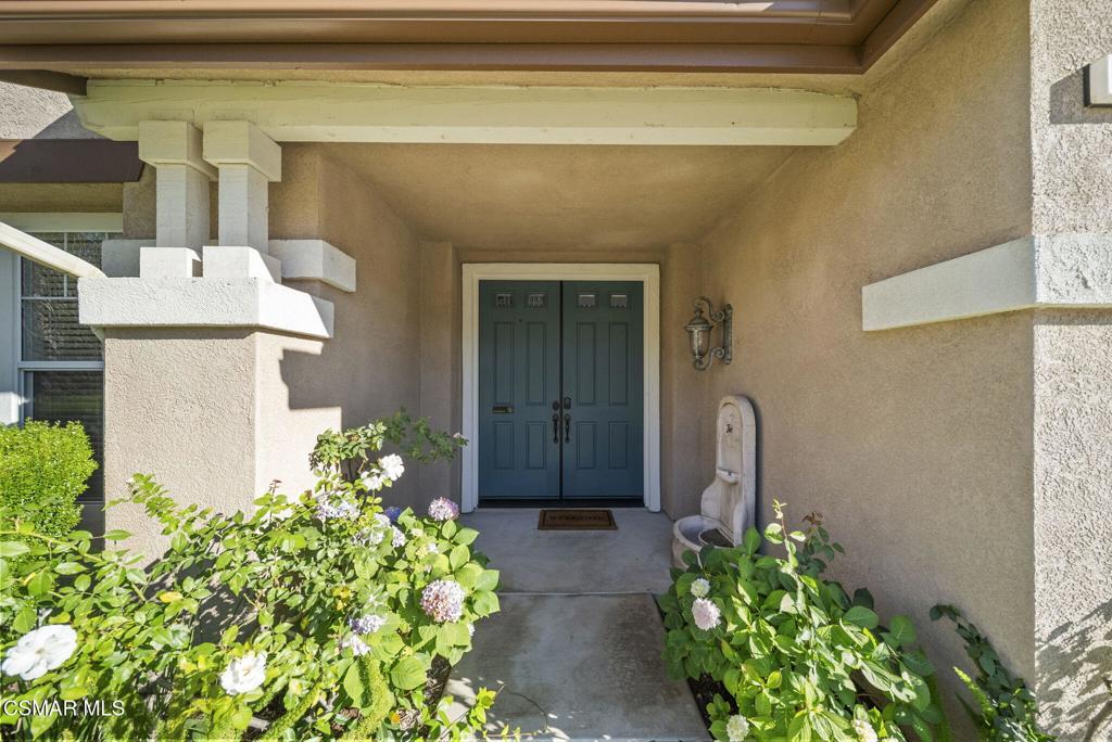 584 Roosevelt Court