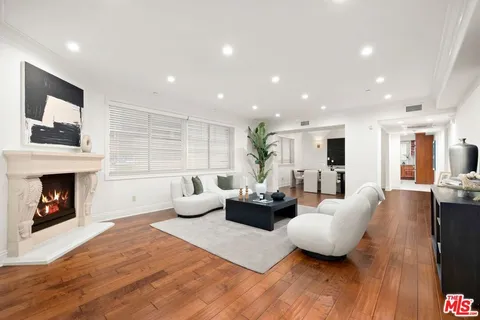 11749 Goshen Avenue Unit 102, Los Angeles, CA 90049 - MLS#: 25614377