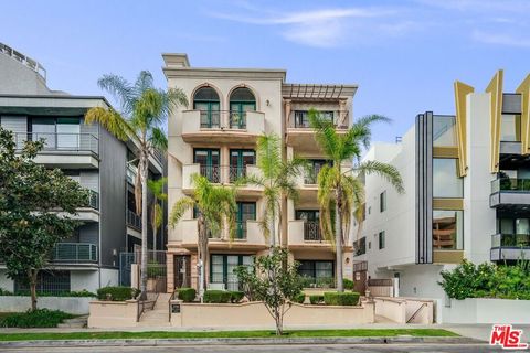 Photo of 11749 Goshen Avenue #102, Los Angeles, CA 90049 (MLS # 25614377)
