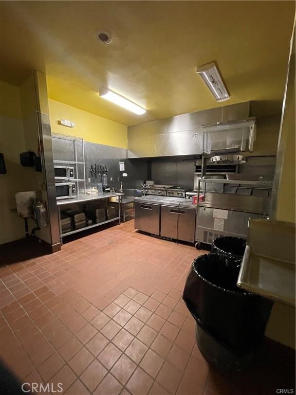 14343 Main