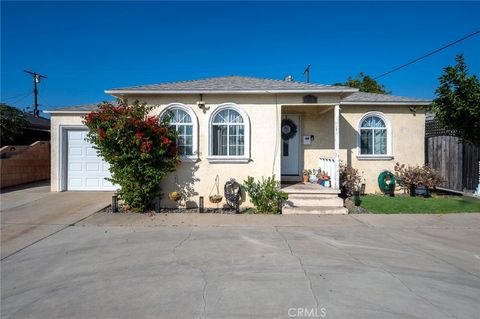 Photo of 749 W 147th Street, Gardena, CA 90247 (MLS # SB25253231)