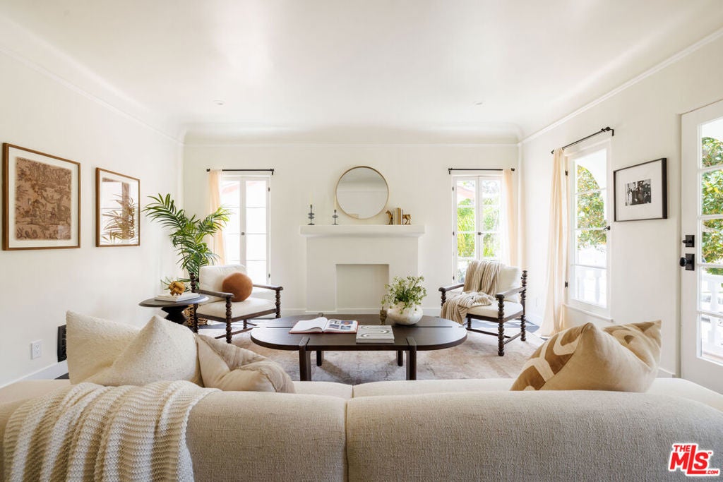 Properties 4 1226 Smithwood Drive 4