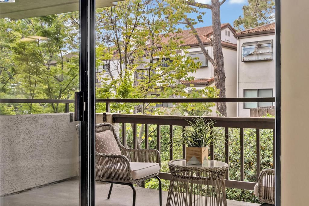 listing image 130728803318255140187