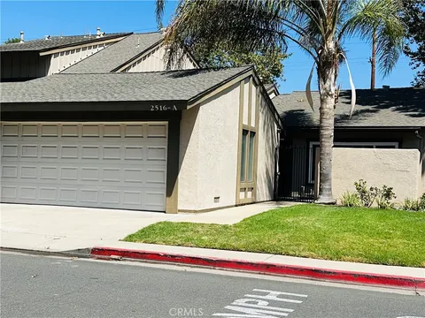 2516 N Tustin Avenue Unit A, Santa Ana, CA 92705 - MLS#: PW25185070