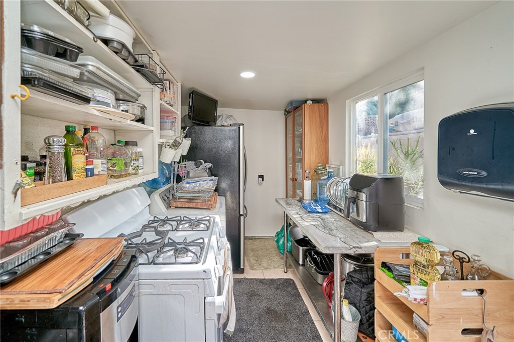 Wrigley Area (WR) - Residential