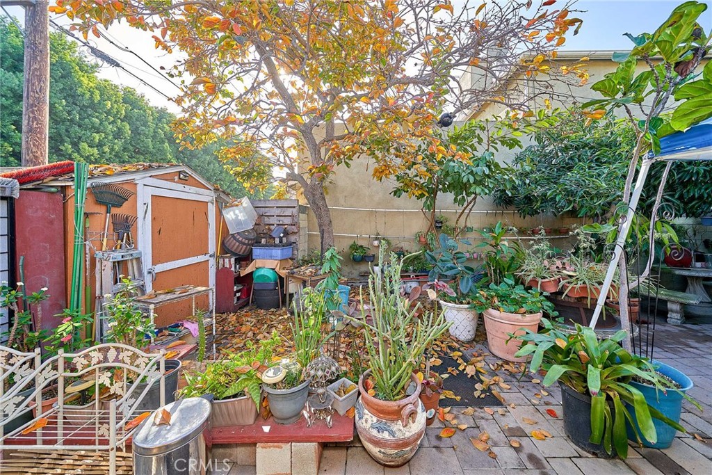 Wrigley Area (WR) - Residential