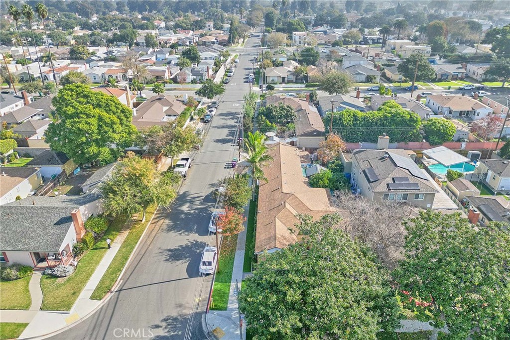 Wrigley Area (WR) - Residential