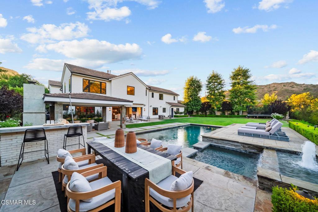 2116 Shadow Creek Drive