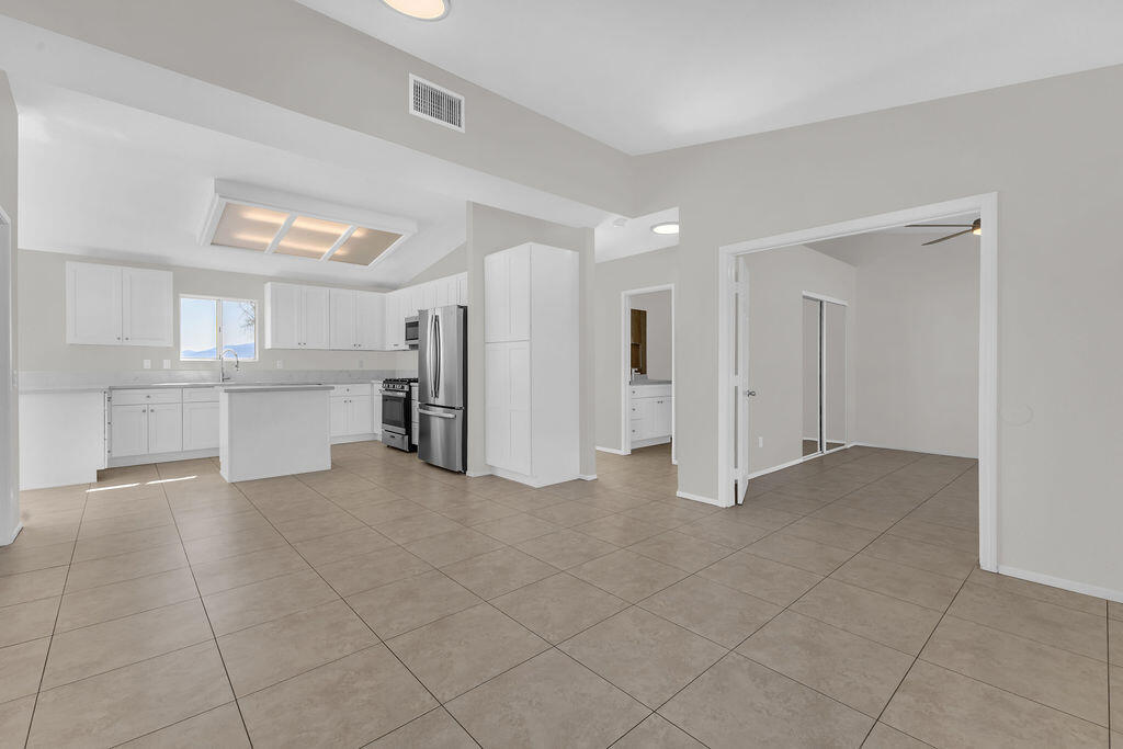 15310 Desert View Road