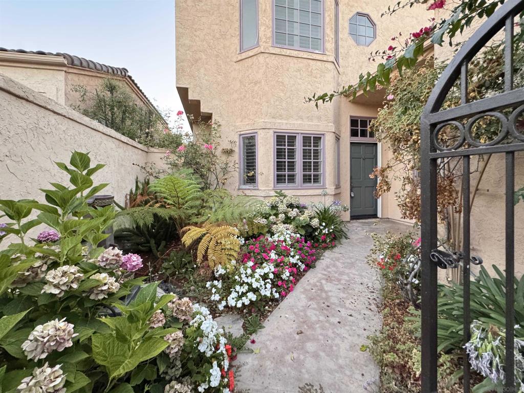 Rancho Santa Fe - Residential