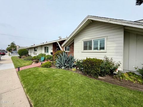 Photo of 700 N M Street, Oxnard, CA 93030 (MLS # V1-35935)
