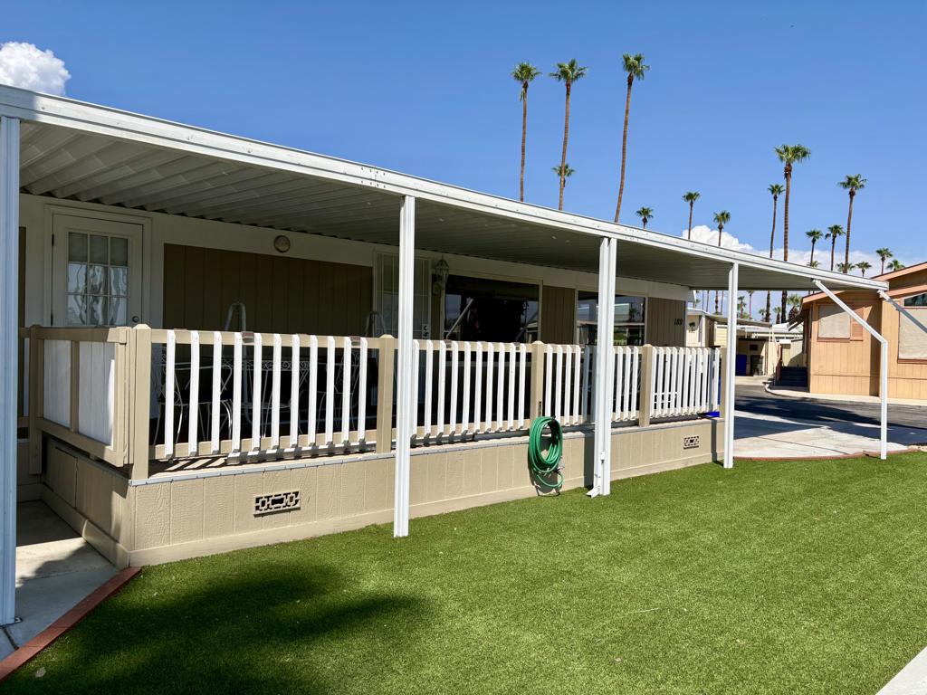 Royal Palms - Manufactured In Park