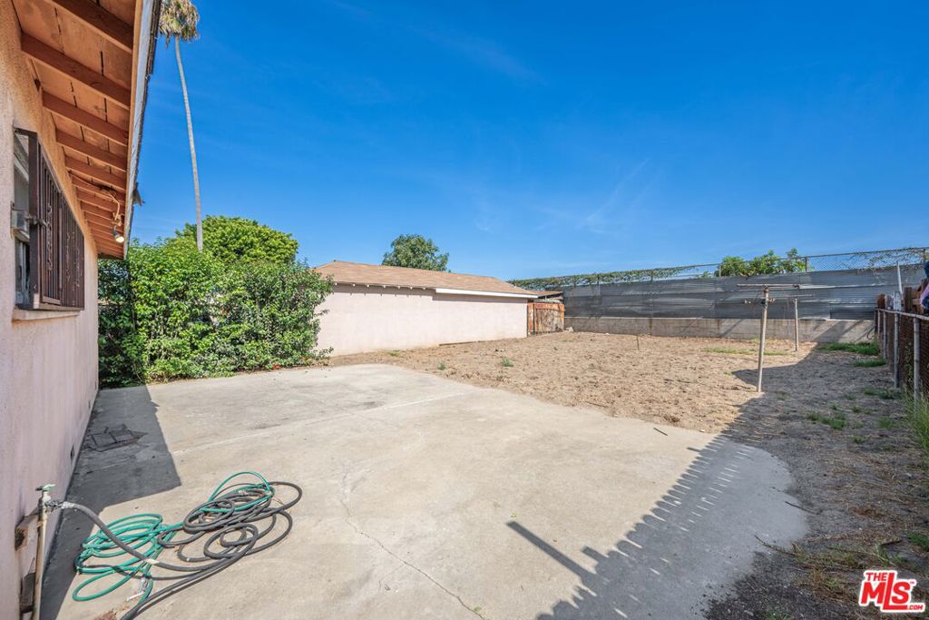 3229 W 108th Street