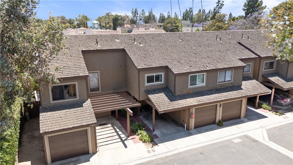 11052 Peppertree Lane