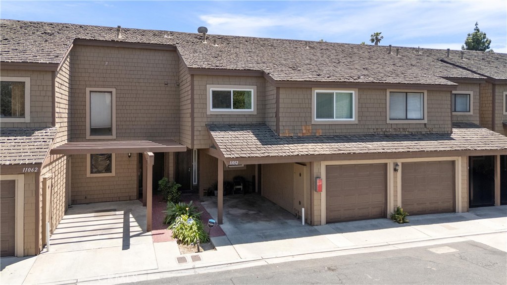 11052 Peppertree Lane