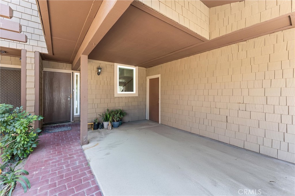 11052 Peppertree Lane