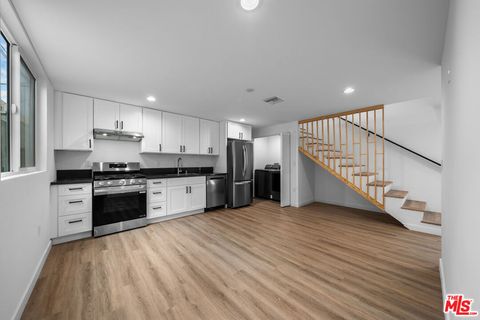 Photo of 1535 3/4 N Kingsley Drive, Los Angeles, CA 90027 (MLS # 25590163) Photo of 1535 3/4 N Kingsley Drive, Los Angeles, CA 90027 (MLS # 25590163)