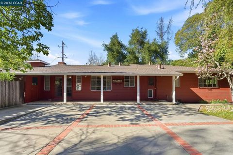 Tiny photo for 22 22 Irving Ln Ln, Orinda, CA 94563 (MLS # 41126305)