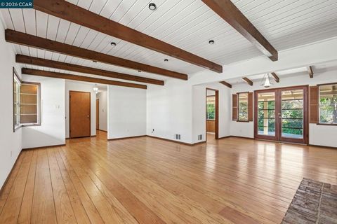 Tiny photo for 22 22 Irving Ln Ln, Orinda, CA 94563 (MLS # 41126305)