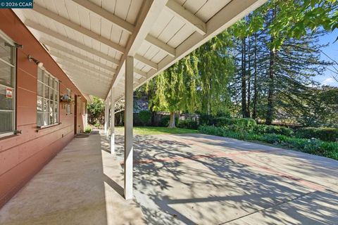 Tiny photo for 22 22 Irving Ln Ln, Orinda, CA 94563 (MLS # 41126305)