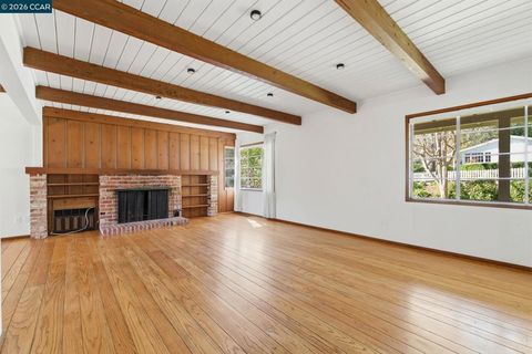 Tiny photo for 22 22 Irving Ln Ln, Orinda, CA 94563 (MLS # 41126305)