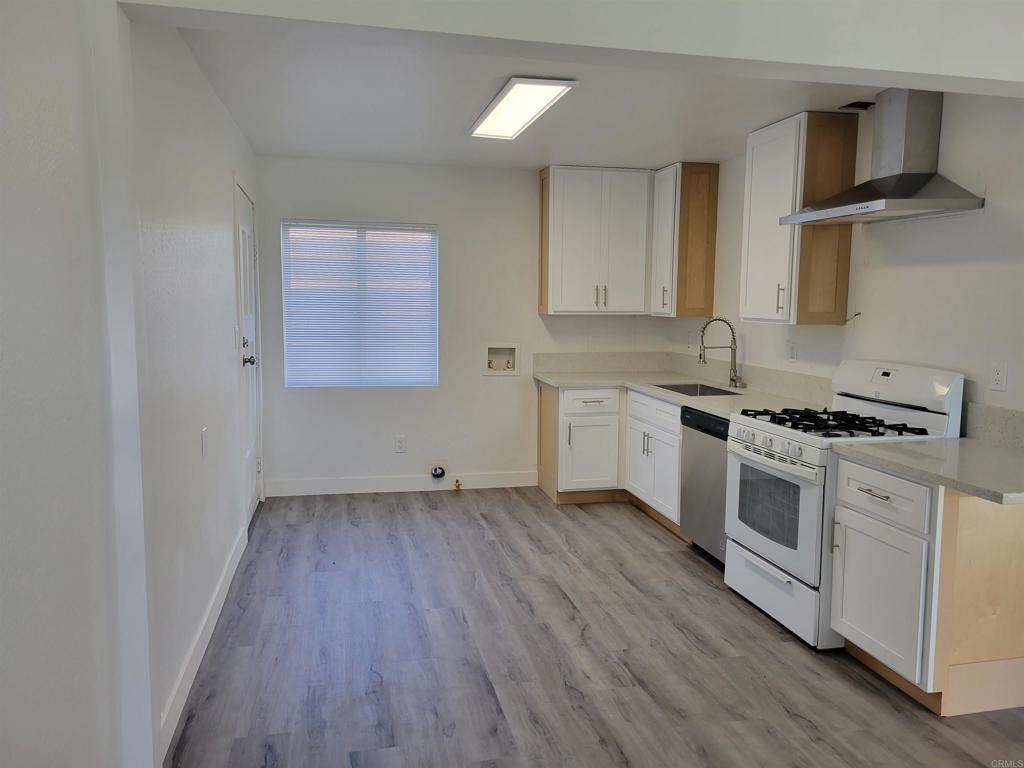 3222 42nd Street