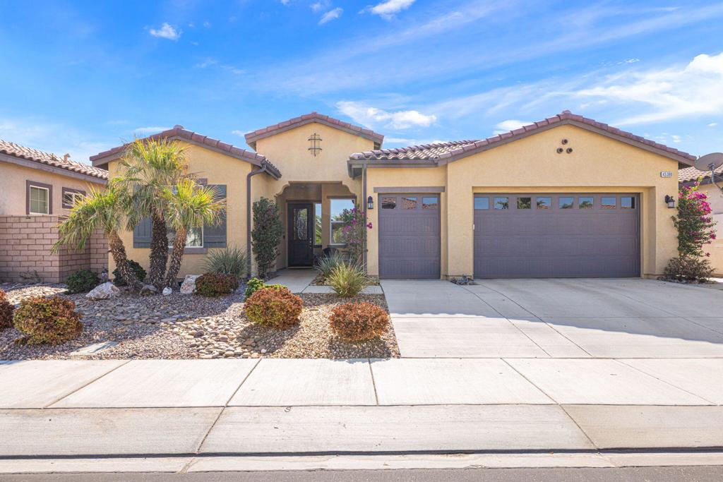 43086 Borretti Way
