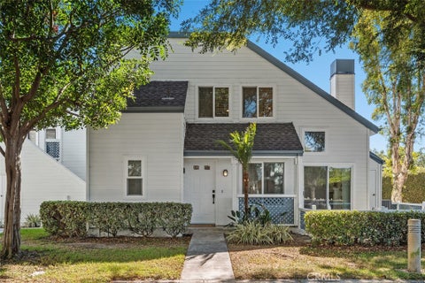 Photo of 45 Greenmoor, Irvine, CA 92614 (MLS # OC26215509)