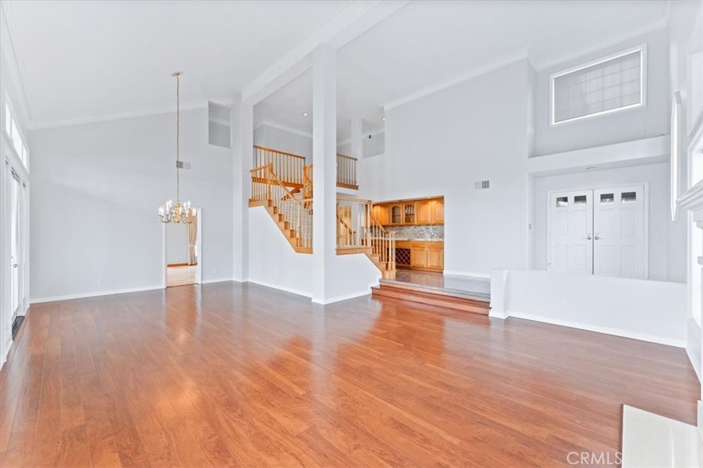 2634 N Waterford