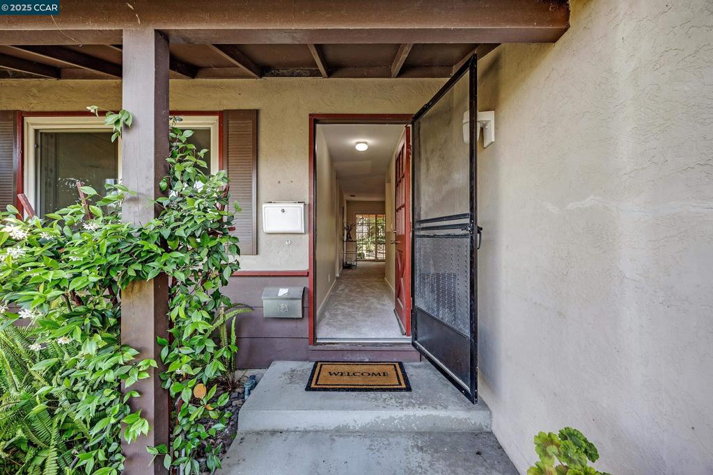 MUIR MEADOWS - Residential