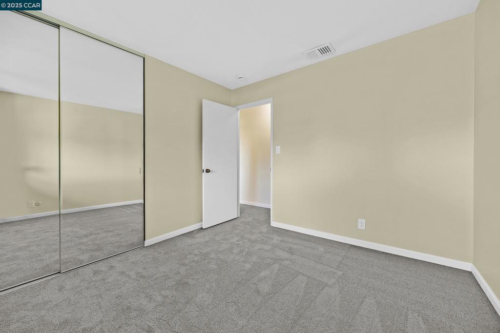 MUIR MEADOWS - Residential