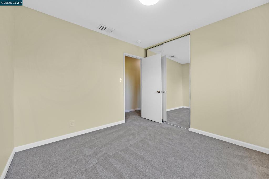 MUIR MEADOWS - Residential