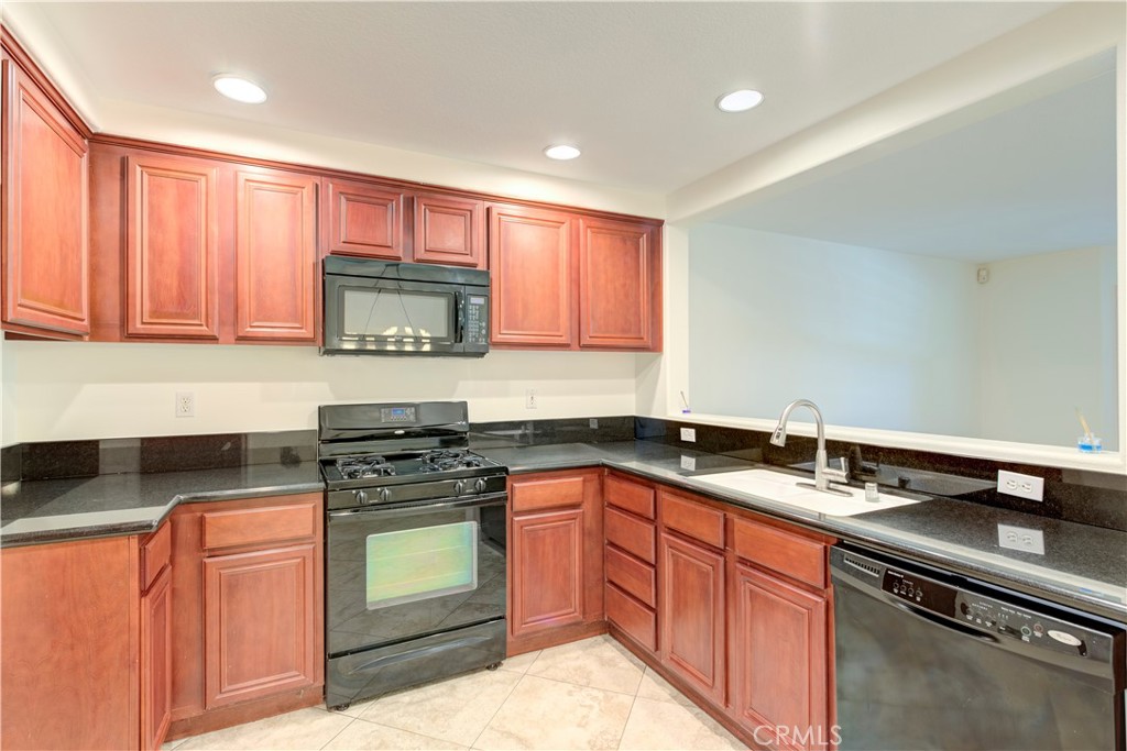 Three Vines (THRV) - Residential Lease